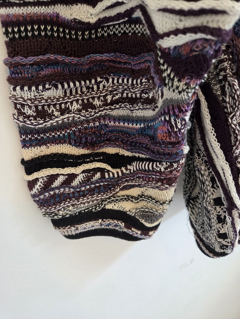 Vintage Tundra Coogii style sweater 3D Mercerized Cotton made in Canada - Picture 5 of 7